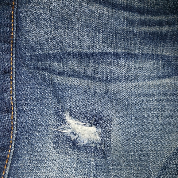 | True Religion | Becky Bootcut - Distressed - Picture 8 of 12